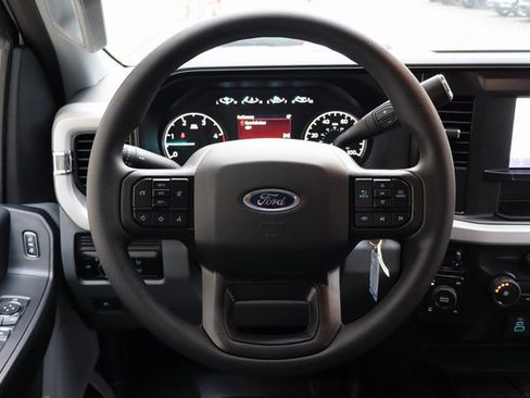New 2026 Ford F250 XL w/ XL Off-Road Package image 23
