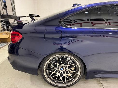 Used 2018 BMW M4 Coupe RWD image 9