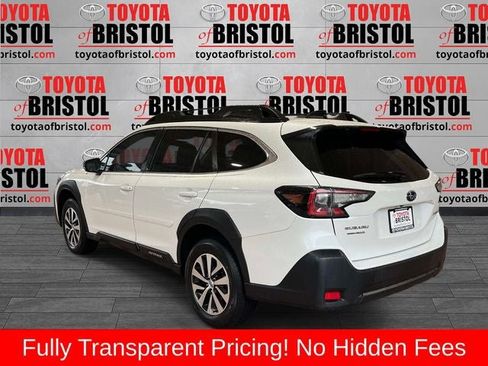 Used 2025 Subaru Outback Premium AWD/4WD image 6