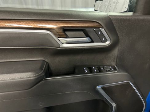 Used 2025 Chevrolet Silverado 1500 LT image 14