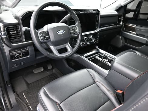 Used 2024 Ford F350 Lariat w/ Lariat Ultimate Package AWD/4WD image 22
