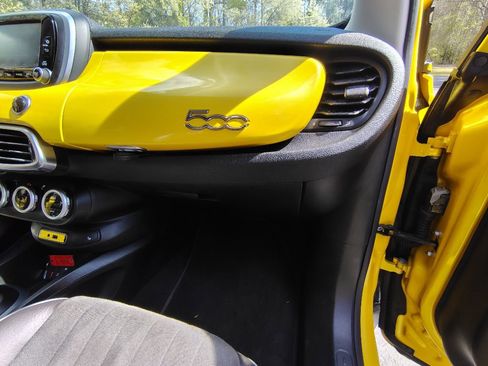 Used 2016 FIAT 500X Lounge image 29