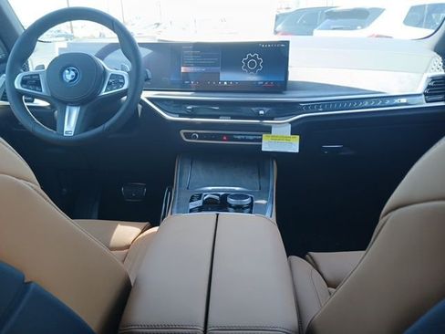 New 2026 BMW X5 xDrive50e image 14