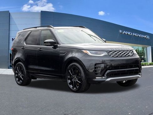 New 2026 Land Rover Discovery Limited Edition image 3