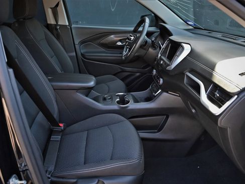 Used 2024 GMC Terrain SLE FWD image 15