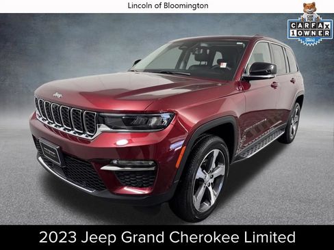 Used 2023 Jeep Grand Cherokee Limited w/ Luxury Tech Group II AWD/4WD image 1