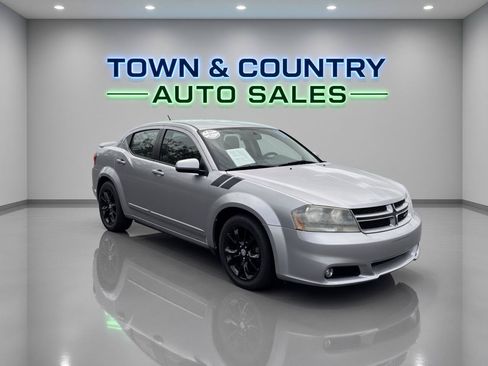 Used 2013 Dodge Avenger R/T FWD image 8