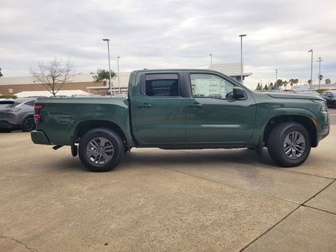 New 2026 Nissan Frontier SV image 4