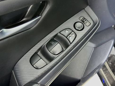 Used 2024 Nissan Sentra SV FWD image 20