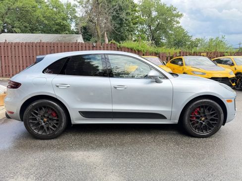 Used 2017 Porsche Macan GTS AWD/4WD image 5