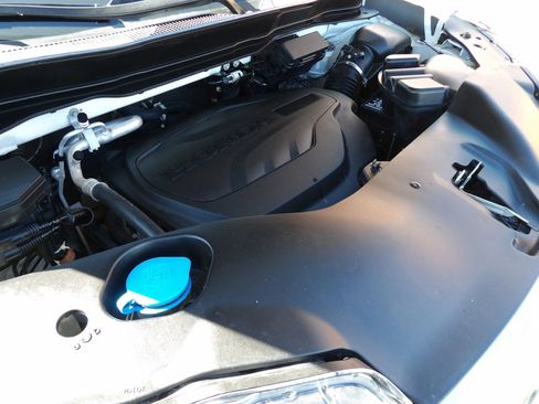 Used 2016 Honda Pilot Touring image 27