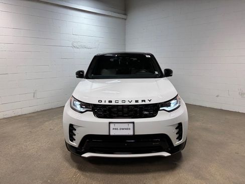 Used 2023 Land Rover Discovery S R-Dynamic image 3