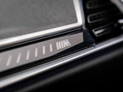 Certified 2025 BMW X5 M60i image 31