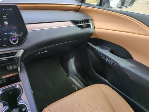 Used 2023 Lexus RX 350 Premium Plus w/ Cold Area Package image 17