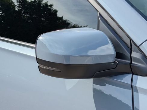 Used 2025 Honda Pilot Elite image 12