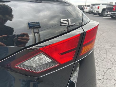Used 2024 Nissan Altima 2.5 SL FWD image 12