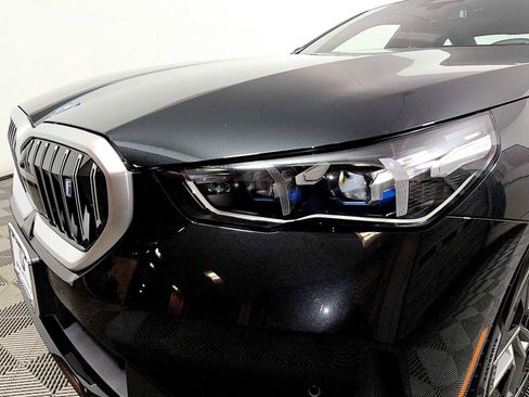 Used 2026 BMW i5 eDrive40 w/ Premium Package image 27