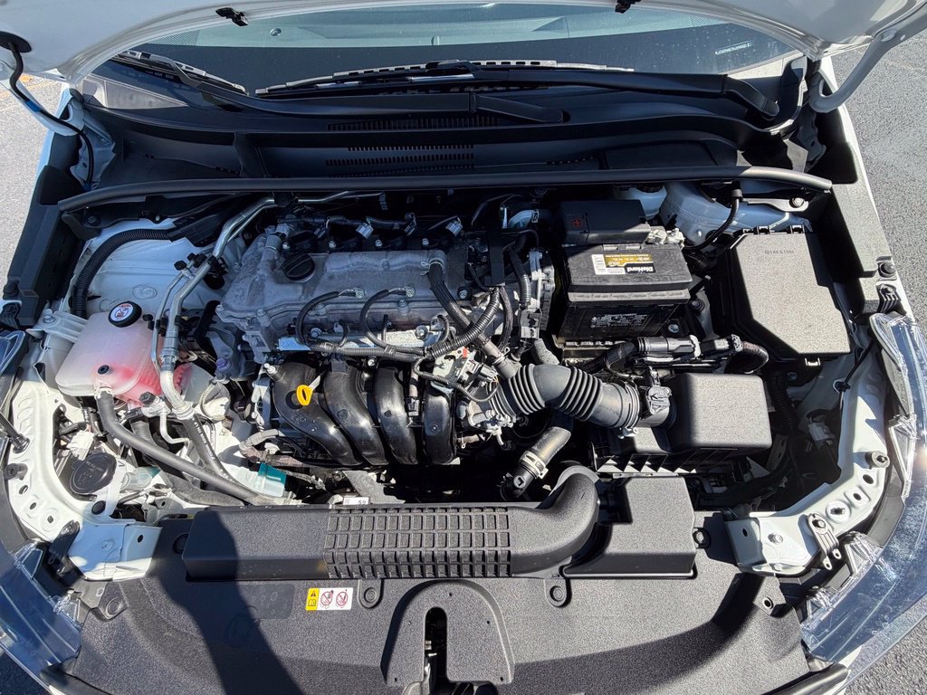 Used 2022 Toyota Corolla LE FWD image 29