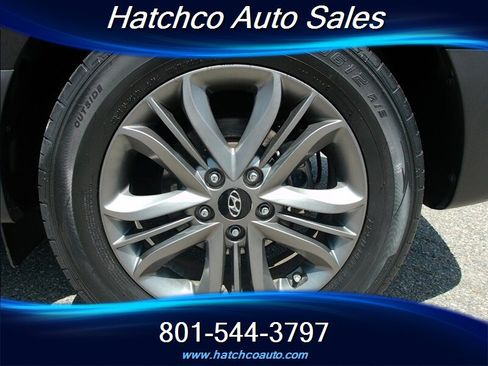 Used 2015 Hyundai Tucson SE AWD/4WD image 12