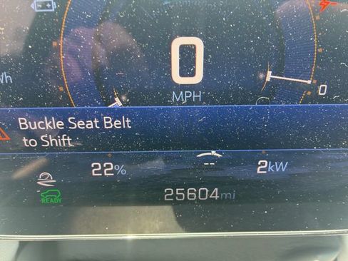 Used 2024 Chevrolet Equinox EV LT FWD image 20