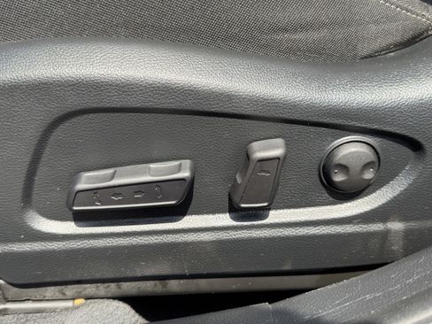 Used 2017 Kia Forte S w/ S Premium Package FWD image 16