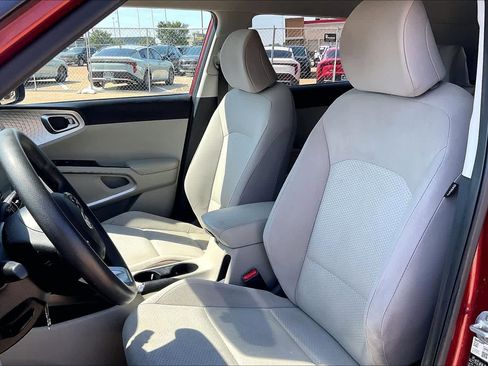 Used 2020 Kia Soul LX FWD image 10