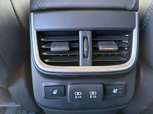 Used 2022 Subaru Outback Limited image 25