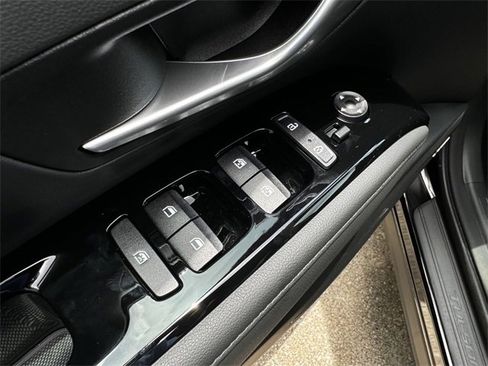New 2024 Hyundai Tucson Limited image 17