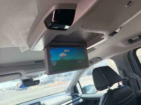 Used 2024 Honda Odyssey Elite image 31
