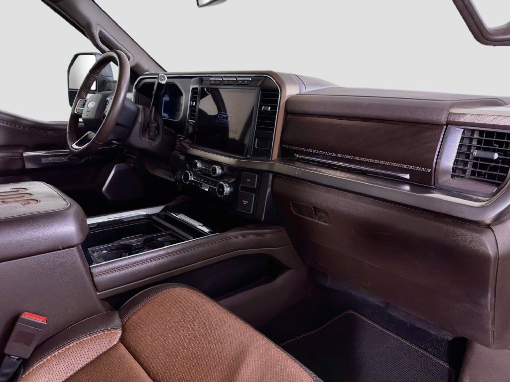 Used 2024 Ford F250 King Ranch AWD/4WD image 32