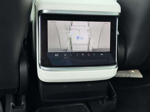 Used 2022 Tesla Model X AWD/4WD image 17