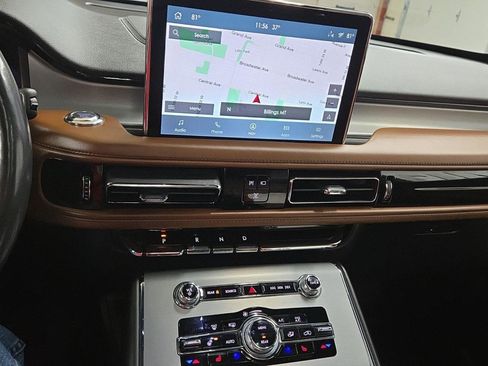 Used 2021 Lincoln Aviator Reserve image 10