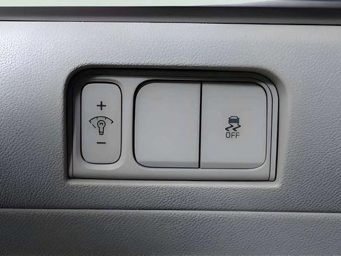 Used 2025 Kia Sorento S w/ Panoramic Sunroof Package FWD image 23