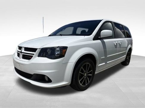 Used 2017 Dodge Grand Caravan GT FWD image 9