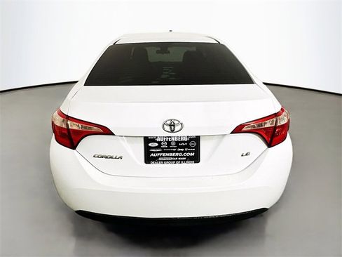 Used 2017 Toyota Corolla LE image 6