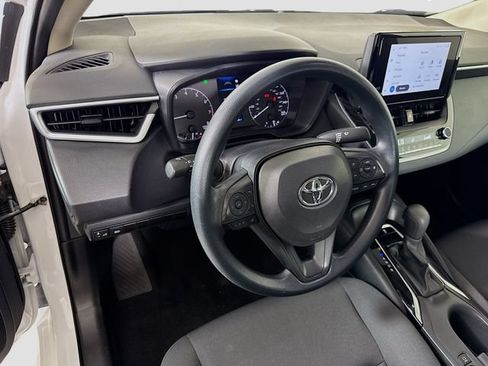 Used 2024 Toyota Corolla LE FWD image 18
