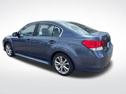 Used 2013 Subaru Legacy 2.5i Premium AWD/4WD image 3