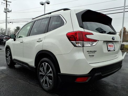 Used 2020 Subaru Forester Limited image 4