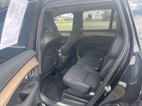 Used 2025 Volvo XC90 B6 Plus AWD/4WD image 7