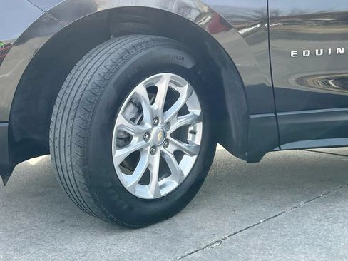 Used 2020 Chevrolet Equinox LS FWD image 28