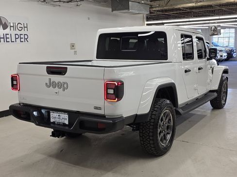 Used 2020 Jeep Gladiator Overland image 17