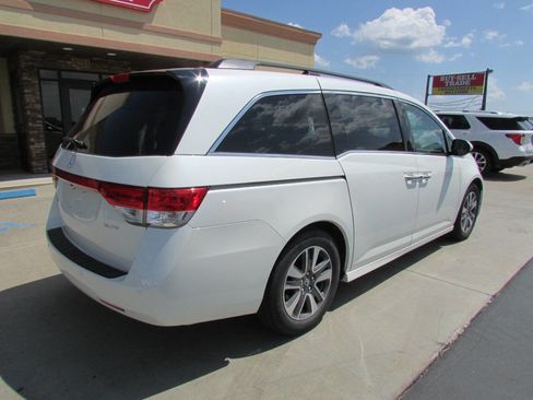 Used 2017 Honda Odyssey Touring Elite image 5