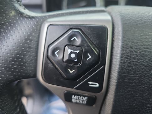 Used 2014 Toyota 4Runner SR5 image 17