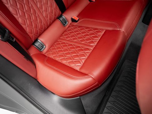 Used 2024 Audi S6 Premium Plus w/ Premium Plus Package image 66