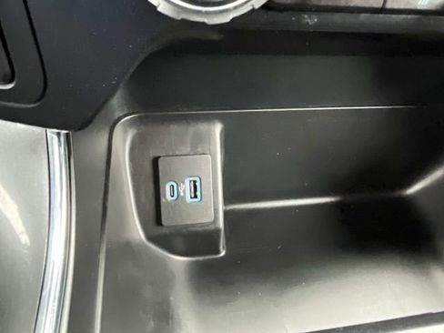 Certified 2023 Ford F150 XLT w/ Equipment Group 302A High image 33