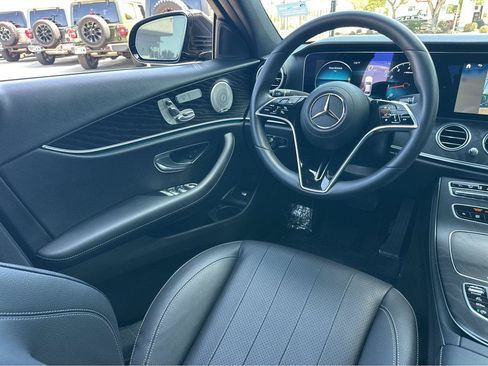 Used 2023 Mercedes-Benz E 350 4MATIC Sedan image 19