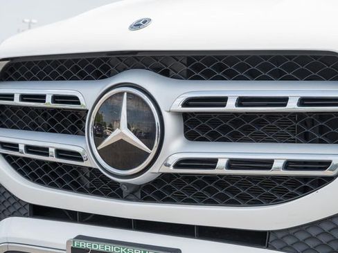 Used 2022 Mercedes-Benz GLS 450 4MATIC image 14