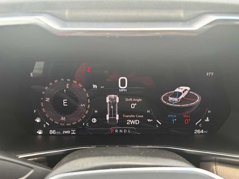 New 2026 GMC Canyon Denali AWD/4WD image 16