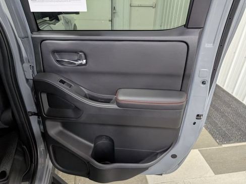 Used 2024 Nissan Frontier PRO-4X w/ Pro Premium Package AWD/4WD image 26