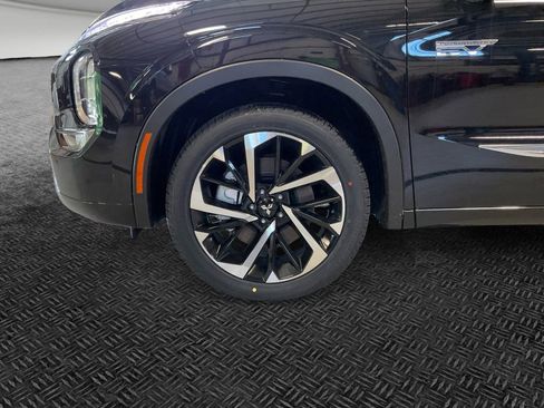 New 2025 Mitsubishi Outlander SEL image 10